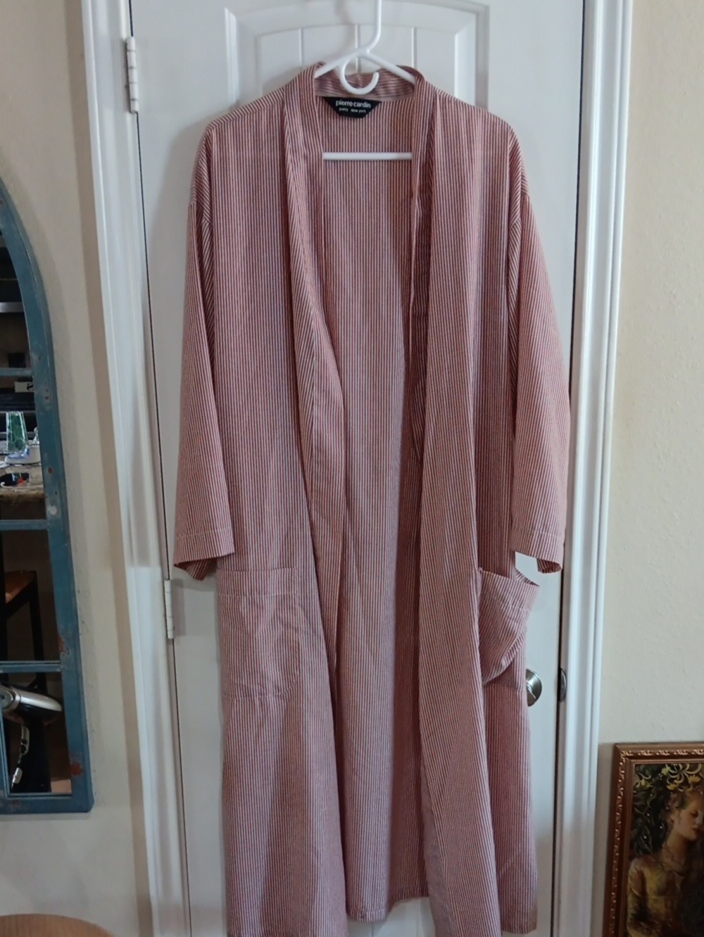 Authentic Vintage Late 1970s / Early 1980s Pierre Cardin Loungewear Robe